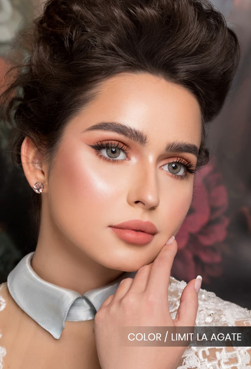  لنز چشم  لنز طبیعی محدود لا عقیق